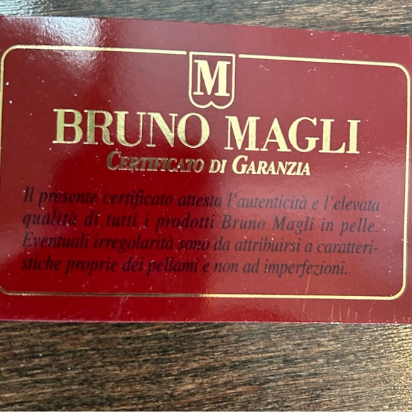 Vintage Bruno Magli “Regency” Beige Heels - Picture 4 of 14